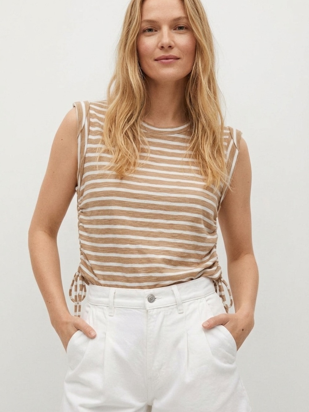 Veronica Beard Vinci Side Ruched Cotton Muscle Tee Medium Off White Khaki